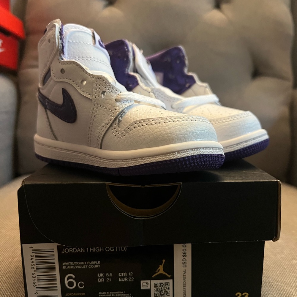 🆕 Jordan Kids High OG Sneakers - White and Purple